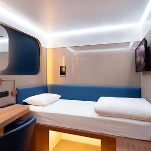 Recharge Charge Cabin